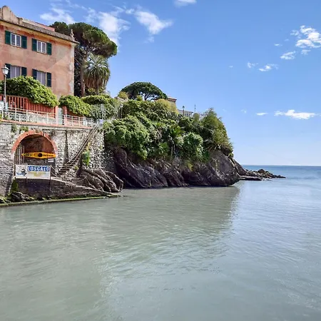 1 Bedroom Pet-friendly In Nervi Apartment Genoa