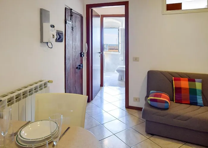 Апартаменты 1 Bedroom Pet-friendly In Nervi *